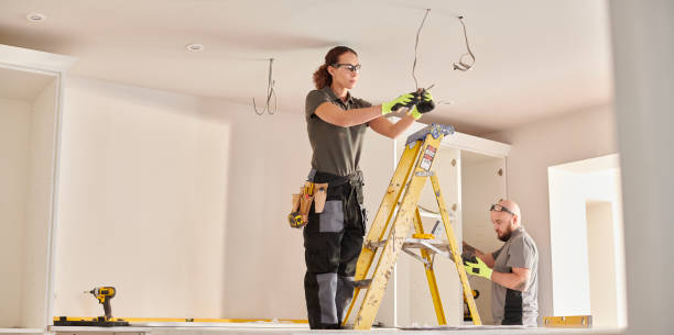 Best Affordable Emergency Electrician  in Clewiston, FL